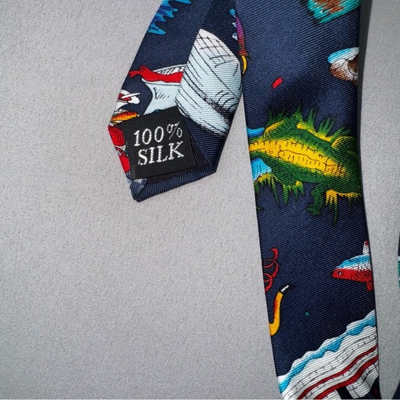 Wembley 1998 Mardi Gras Themed Mens Vintage Silk Tie - Picture 5 of 5